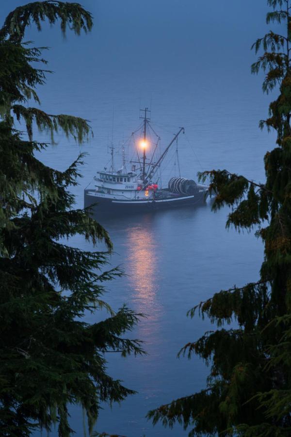 Villa Bjorn Holm Port Renfrew Esterno foto