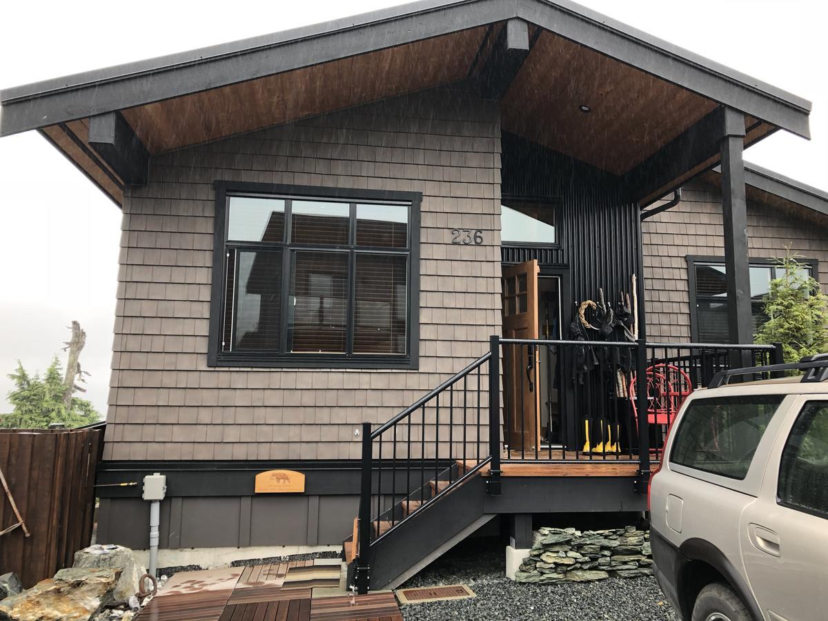 Villa Bjorn Holm Port Renfrew Esterno foto